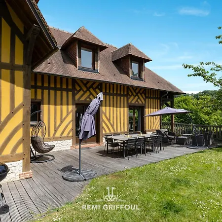 Eva Stunning With Garden Sleeps 10 Villa *