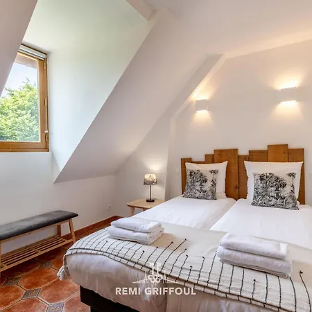 Eva Stunning With Garden Sleeps 10 * הונפלר