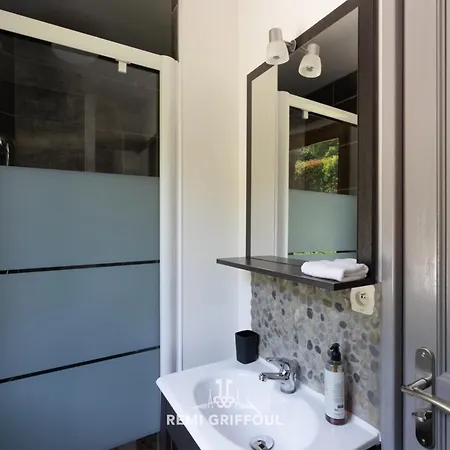 Eva - Magnificent With Garden - 10 Pax * Ονφλέρ