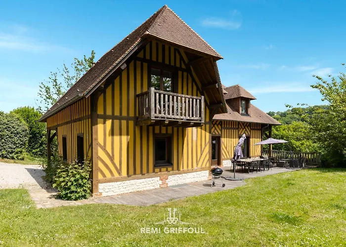 Eva Stunning With Garden Sleeps 10 Honfleur