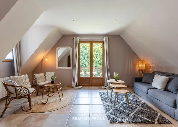 Eva Stunning With Garden Sleeps 10 *