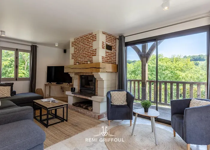 Villa Eva Stunning With Garden Sleeps 10 Honfleur